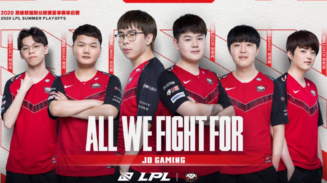 06意大利世界杯夺冠阵容重聚，主帅里皮出席身体状况良好