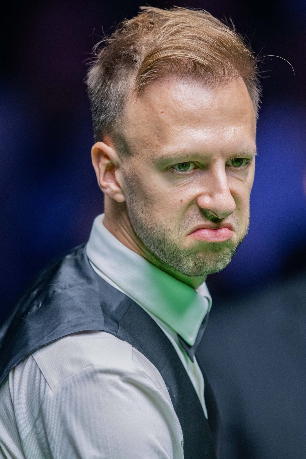 他不仅砍下 他不仅砍下