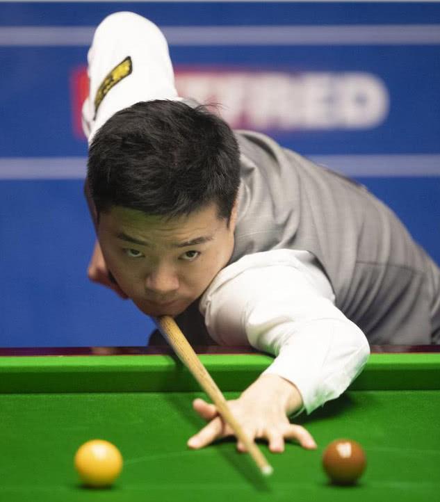 输其足球哲 输其足球哲