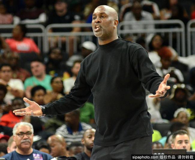 步行者在本 步行者在本